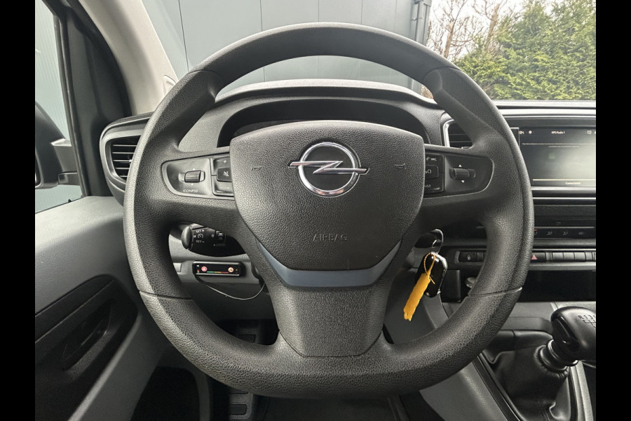 Opel Vivaro 2.0 CDTI 123 PK / L2H1 / 1e EIG. / SORTIMO INRICHTING / TREKHAAK / CAMERA / AIRCO / CRUISE / 3-ZITS / PDC
