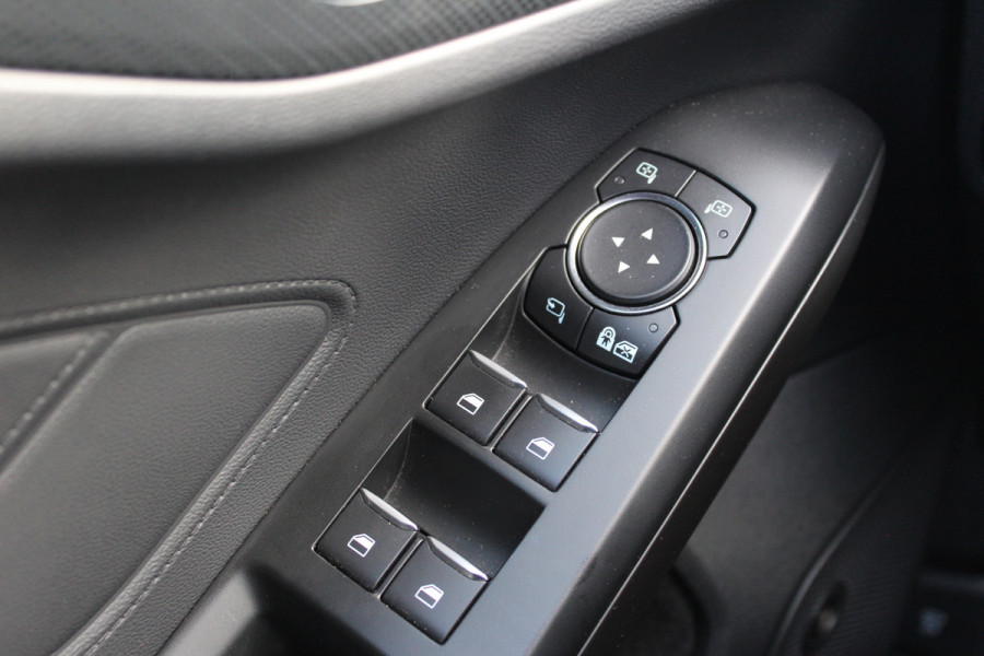 Ford FOCUS Wagon 1.0 EcoBoost 155PK Hybrid ST Line X | Panoramadak | Trekhaak | AGR | Elektrische achterklep | B&O Actieweken 1 t/m 15 november!