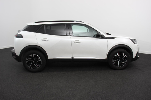 Peugeot 2008 1.2 PureTech 130pk Automaat Allure Navigatie Climate Control LED Lichtmetalen Velgen Parkeer sensoren Cruise Control