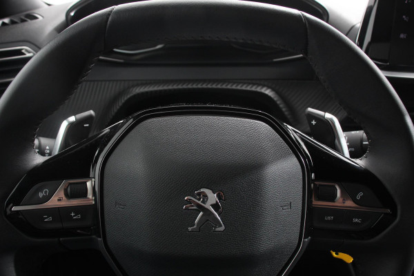 Peugeot 2008 1.2 PureTech 130pk Automaat Allure Navigatie Climate Control LED Lichtmetalen Velgen Parkeer sensoren Cruise Control