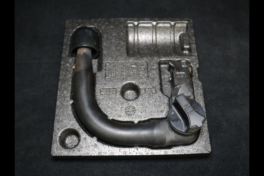 BMW X2 sDrive20i M Sport [TREKHAAK AFNEEMBAAR, MEMORY SEATS, APPLE CARPLAY, HARMAN/KARDON, HEAD-UP DISPLAY, SFEERVERLICHTING, PDC MET CAMERA, STOELVERWARMING, ELEKTRISCHE ACHTERKLEP, CRUISE CONTROL, NIEUWSTAAT]