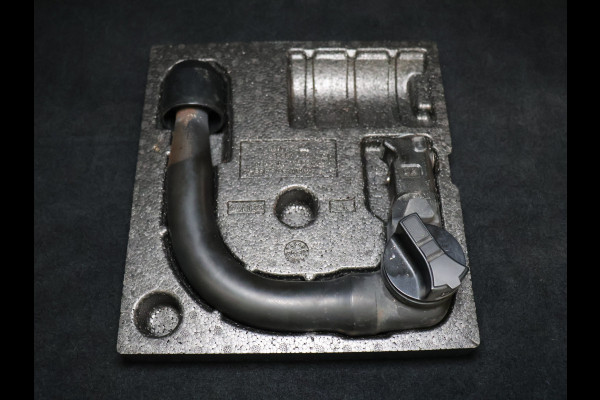 BMW X2 sDrive20i M Sport [TREKHAAK AFNEEMBAAR, MEMORY SEATS, APPLE CARPLAY, HARMAN/KARDON, HEAD-UP DISPLAY, SFEERVERLICHTING, PDC MET CAMERA, STOELVERWARMING, ELEKTRISCHE ACHTERKLEP, CRUISE CONTROL, NIEUWSTAAT]