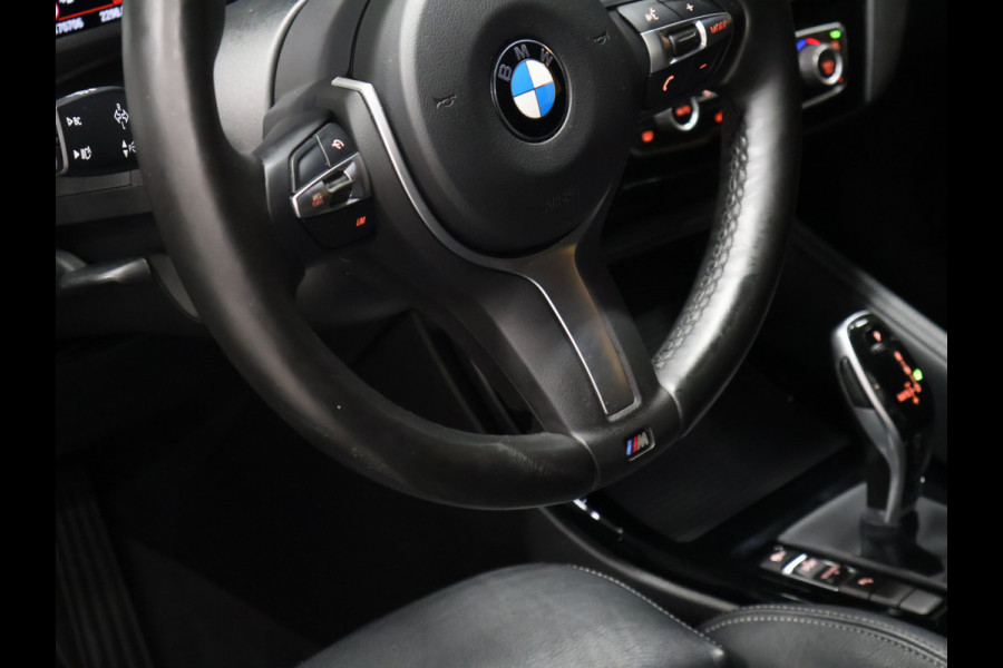 BMW X2 sDrive20i M Sport [TREKHAAK AFNEEMBAAR, MEMORY SEATS, APPLE CARPLAY, HARMAN/KARDON, HEAD-UP DISPLAY, SFEERVERLICHTING, PDC MET CAMERA, STOELVERWARMING, ELEKTRISCHE ACHTERKLEP, CRUISE CONTROL, NIEUWSTAAT]