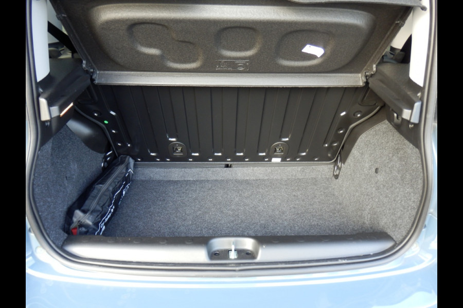 Fiat Panda Hybrid Cross | Lm-velgen | Apple Carpl. / Andr. Auto |