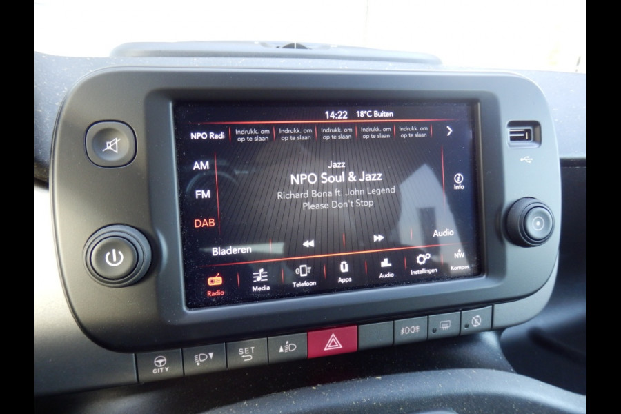 Fiat Panda Hybrid Cross | Lm-velgen | Apple Carpl. / Andr. Auto |