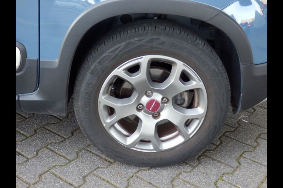 Fiat Panda Hybrid Cross | Lm-velgen | Apple Carpl. / Andr. Auto |