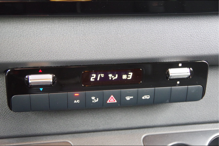 Mercedes-Benz Sprinter 319 1.9 CDI L2H2 DC-6P, AUT. LED, LEDER, MBUX 10'', CAMERA, NAVI, CRUISE, CLIMA, DUBBELE CABINE, DUBBEL CABINE
