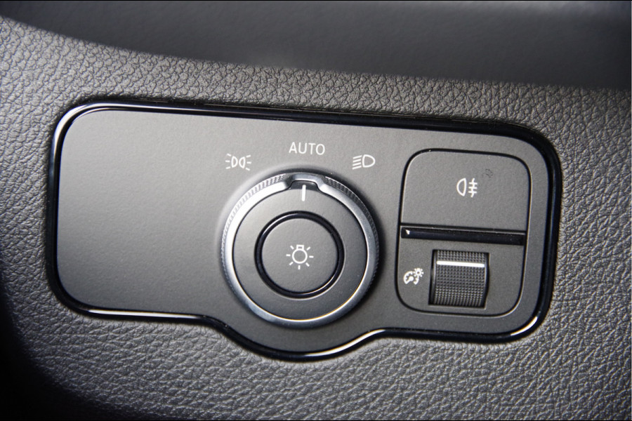 Mercedes-Benz Sprinter 319 1.9 CDI L2H2 DC-6P, AUT. LED, LEDER, MBUX 10'', CAMERA, NAVI, CRUISE, CLIMA, DUBBELE CABINE, DUBBEL CABINE