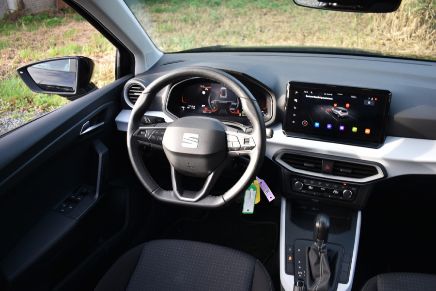 Seat Arona TSI 115PK DSG BUSINESS VIRTUAL/CRUISE/CARPLAY