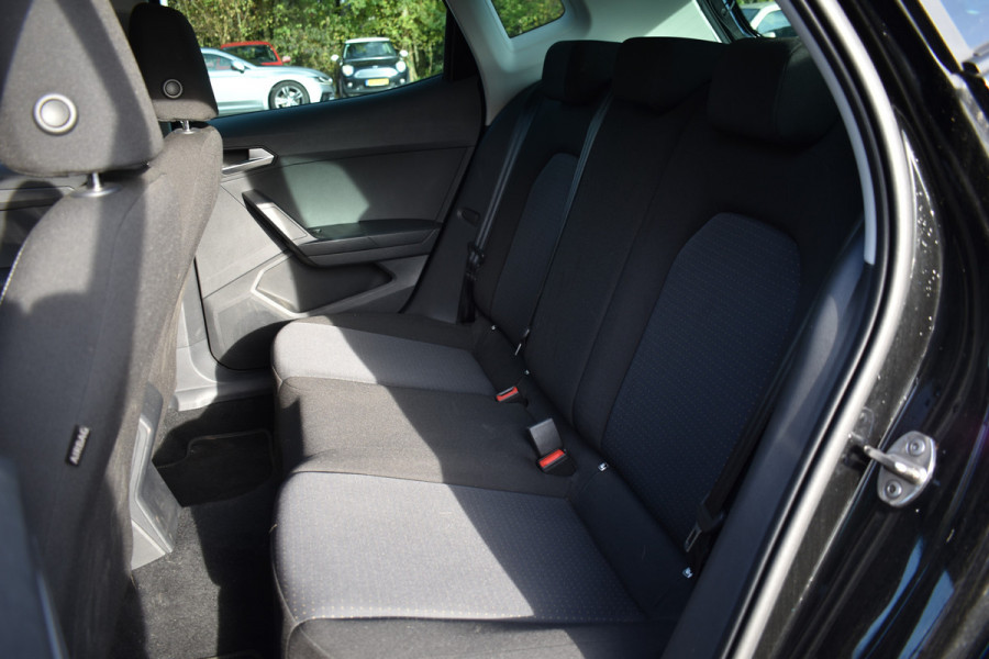 Seat Arona TSI 115PK DSG BUSINESS VIRTUAL/CRUISE/CARPLAY