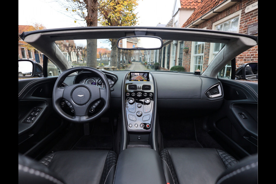 Aston Martin Vanquish Volante 6.0 V12 Touchtronic 2+2 | B&O - Carbon - Perfect!