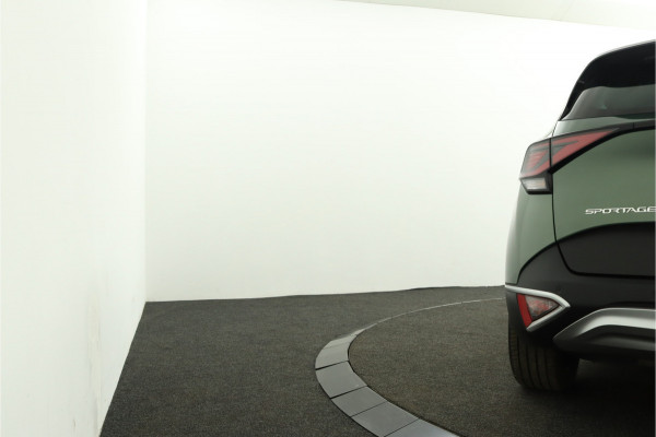 Kia Sportage 1.6 T-GDi Plug-in Hybrid AWD DynamicLine Automaat Airco - Apple Carplay/Android Auto - Cruise Control - Navigatie - Stoel/Stuur Verwarming - Fabrieksgarantie tot 2029