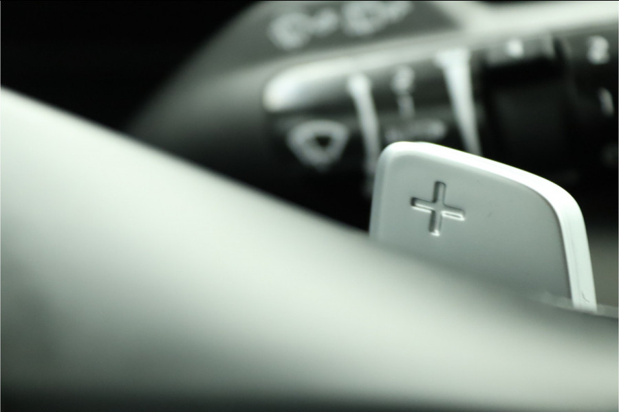 Kia Sportage 1.6 T-GDi Plug-in Hybrid AWD DynamicLine Automaat Airco - Apple Carplay/Android Auto - Cruise Control - Navigatie - Stoel/Stuur Verwarming - Fabrieksgarantie tot 2029