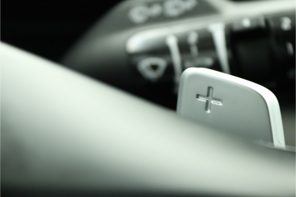 Kia Sportage 1.6 T-GDi Plug-in Hybrid AWD DynamicLine Automaat Airco - Apple Carplay/Android Auto - Cruise Control - Navigatie - Stoel/Stuur Verwarming - Fabrieksgarantie tot 2029