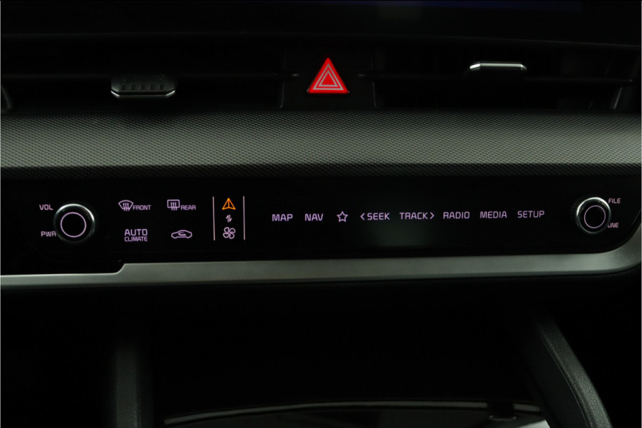 Kia Sportage 1.6 T-GDi Plug-in Hybrid AWD DynamicLine Automaat Airco - Apple Carplay/Android Auto - Cruise Control - Navigatie - Stoel/Stuur Verwarming - Fabrieksgarantie tot 2029