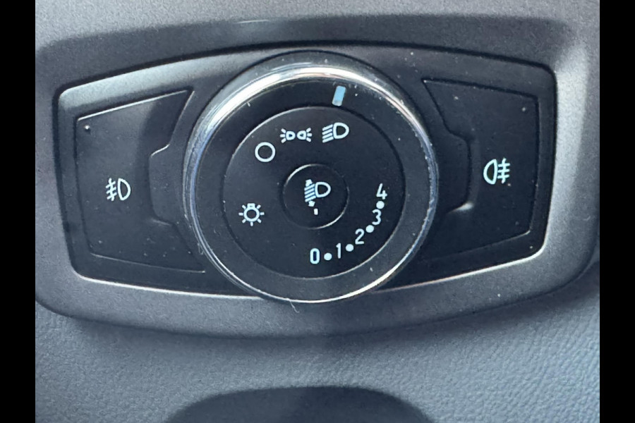 Ford Transit Custom 310 2.0 TDCI L2H2 Exportprijs €9900 ex BTW/BPM Cruise Airco Parkeersensoren voor/achter Navi All-season