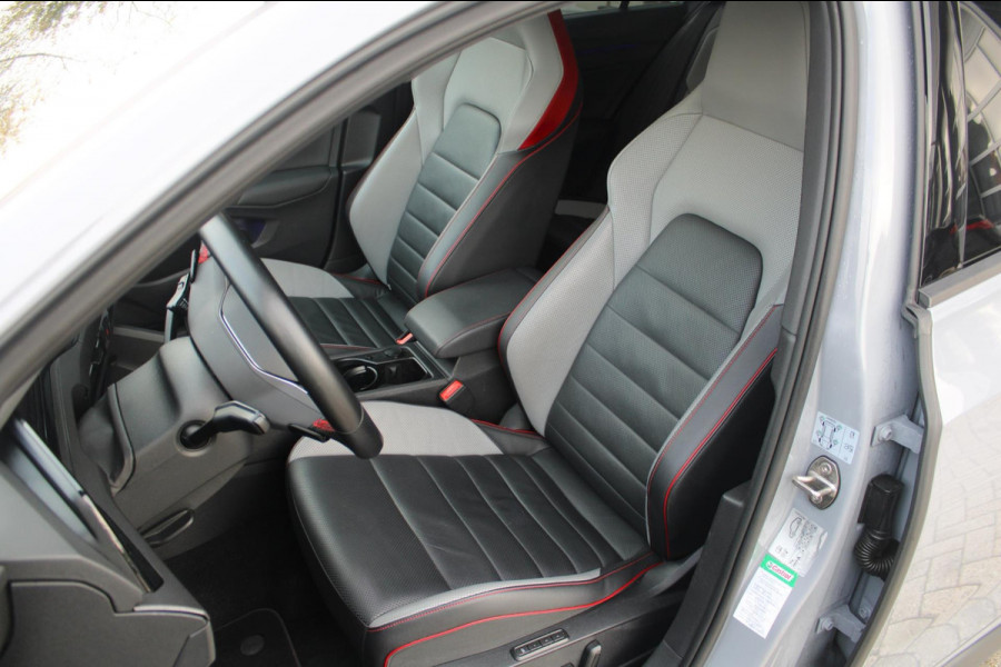 Volkswagen Golf 2.0 TSI GTI Clubsport | Nurburgring | Pano | IQ | Leder | HUD | HK | 1e lak