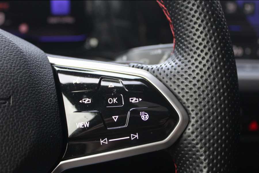 Volkswagen Golf 2.0 TSI GTI Clubsport | Nurburgring | Pano | IQ | Leder | HUD | HK | 1e lak