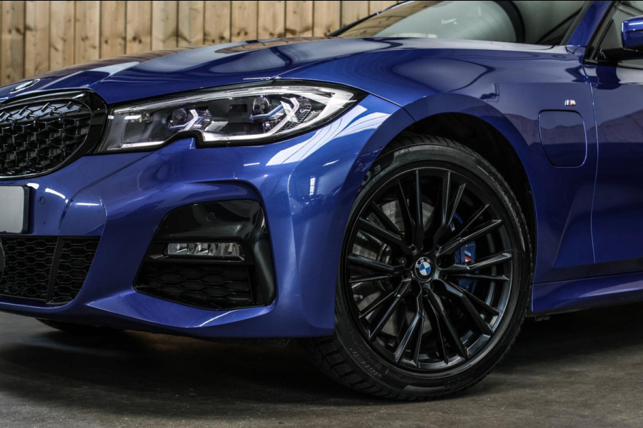 BMW 3 Serie Touring 330e M-Sport *Pano*H/K*360 Camera*Trekhaak*