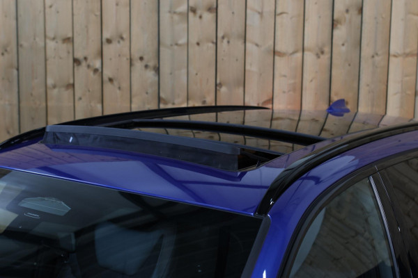 BMW 3 Serie Touring 330e M-Sport *Pano*H/K*360 Camera*Trekhaak*