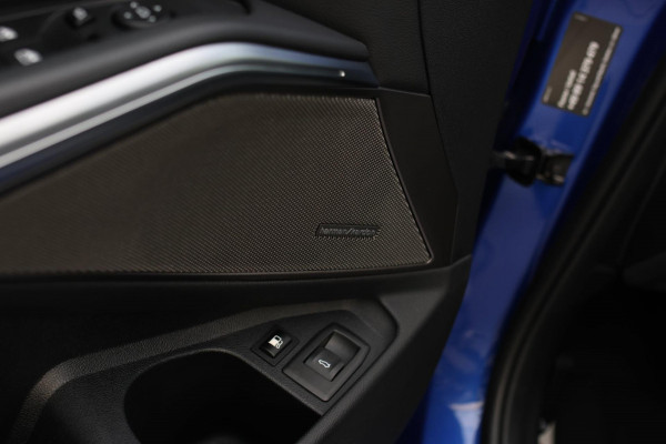 BMW 3 Serie Touring 330e M-Sport *Pano*H/K*360 Camera*Trekhaak*