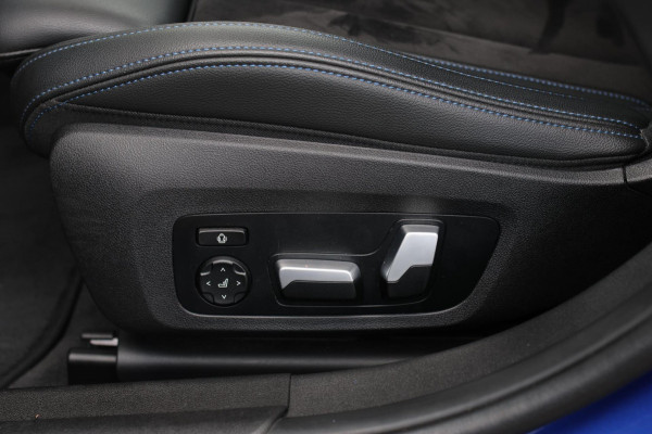 BMW 3 Serie Touring 330e M-Sport *Pano*H/K*360 Camera*Trekhaak*