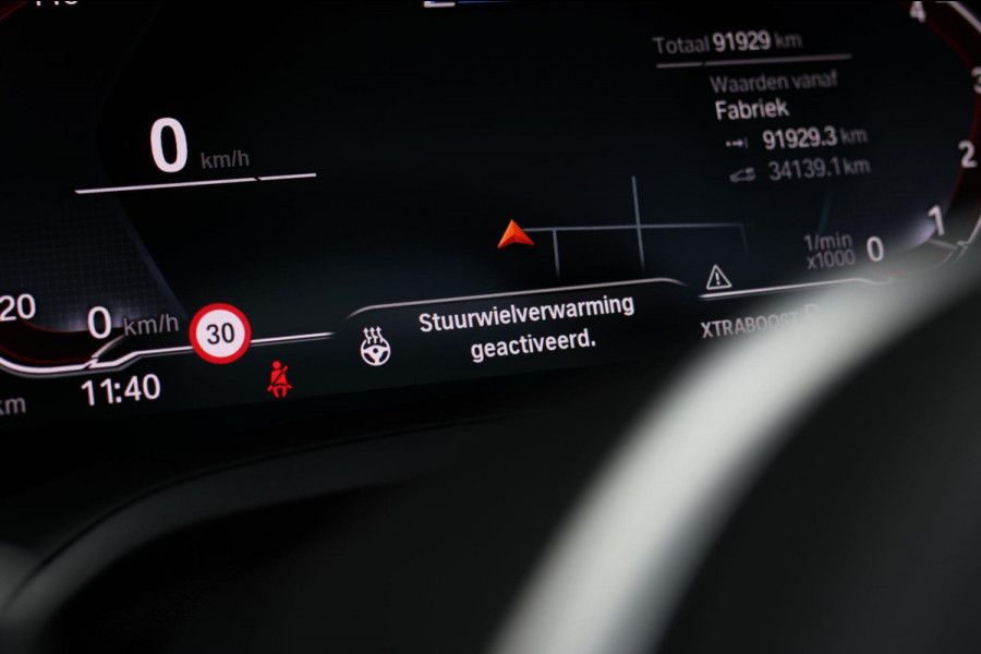 BMW 3 Serie Touring 330e M-Sport *Pano*H/K*360 Camera*Trekhaak*