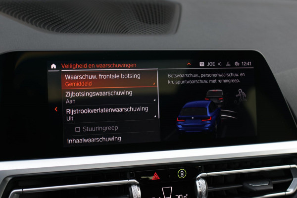 BMW 3 Serie Touring 330e M-Sport *Pano*H/K*360 Camera*Trekhaak*