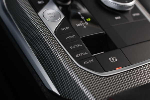 BMW 3 Serie Touring 330e M-Sport *Pano*H/K*360 Camera*Trekhaak*