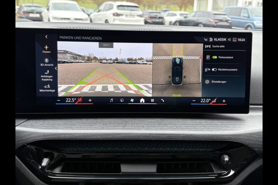 BMW 3 Serie Touring 330e M-SPORT ** ADAPT, LED, LEDER, HuD, MEM, ACC, TREKH, H&K SOUND, 19-inch LMV ** 1e EIG - BMW GAR. t/m 11-2029 ** ** INFORMEER OOK NAAR ONZE AANTREKKELIJKE FINANCIAL-LEASE TARIEVEN **