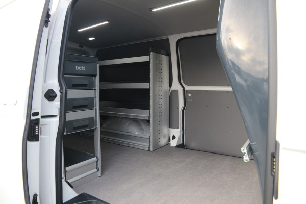 Volkswagen Transporter 2.0 TDI 150 | Aut. | 2x Schuifdeur | Standkachel | Inrichting | Cruise..