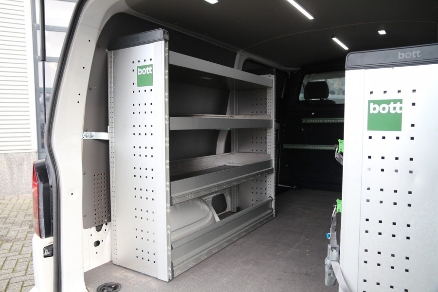 Volkswagen Transporter 2.0 TDI 150 | Aut. | 2x Schuifdeur | Standkachel | Inrichting | Cruise..