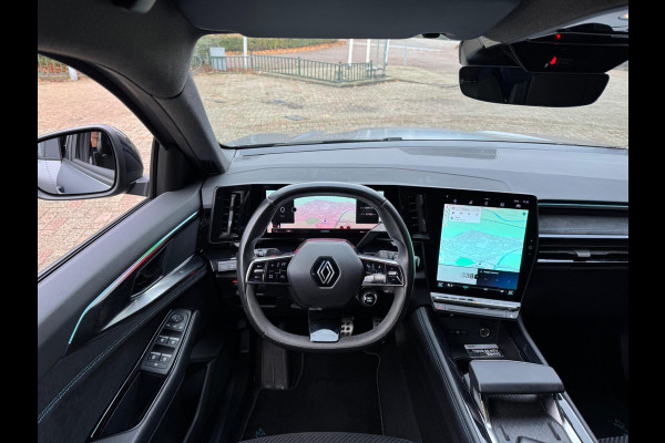 Renault Austral TCe 160 EDC mild hybrid techno esprit Alpine Mat grijs / Trekhaak afn. / 1.800 KG Trekg. / 360 Camera / E. Aklep