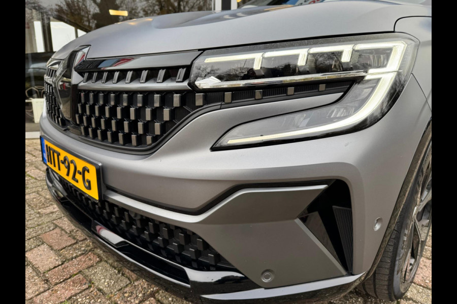 Renault Austral TCe 160 EDC mild hybrid techno esprit Alpine Mat grijs / Trekhaak afn. / 1.800 KG Trekg. / 360 Camera / E. Aklep