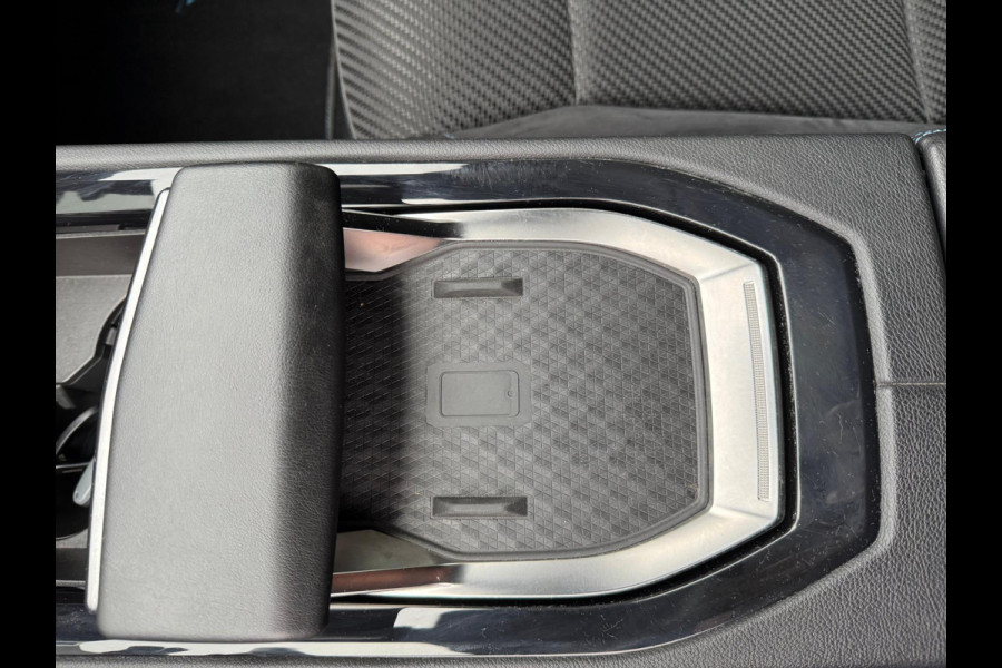 Renault Austral TCe 160 EDC mild hybrid techno esprit Alpine Mat grijs / Trekhaak afn. / 1.800 KG Trekg. / 360 Camera / E. Aklep