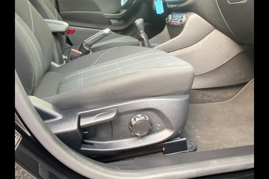Ford Fiesta 1.1 | Carplay | Navigatie | Stoel-stuurverw |Clima | D.A.B | Lane assist | PDC