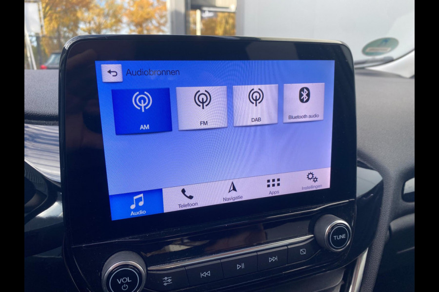 Ford Fiesta 1.1 | Carplay | Navigatie | Stoel-stuurverw |Clima | D.A.B | Lane assist | PDC