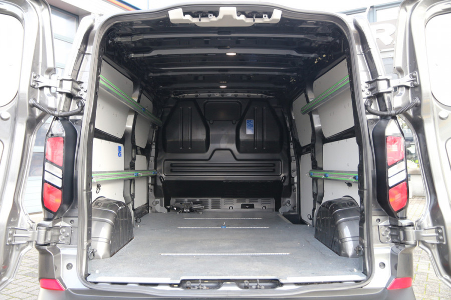 Ford Transit Custom 320 2.0 TDCI 136 | L2H1 | LED | Camera | Navi | Clima..