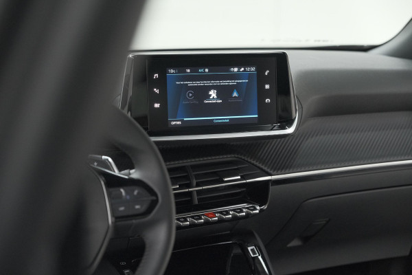 Peugeot 2008 PureTech 130 EAT8 Allure | Camera | Navigatie | Apple Carplay | Parkeersensoren