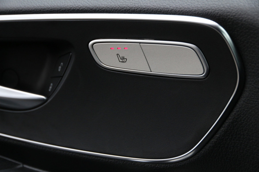 Mercedes-Benz Vito 190PK CDI | DC | L2H1 | 2.5t Trekhaak | Cruise | Airco..