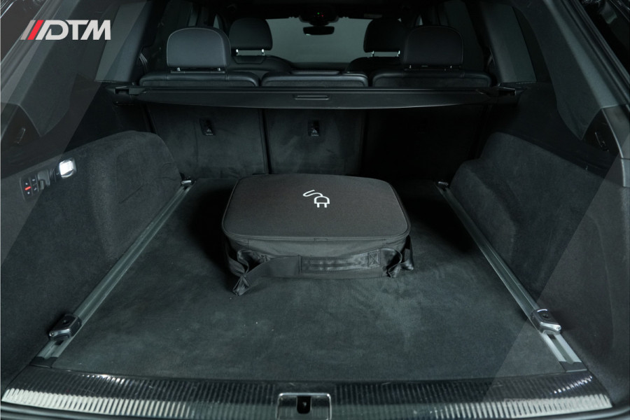 Audi Q7 55TFSIe Quattro Pro Line + | Panoramadak | SQ7 | Trekhaak