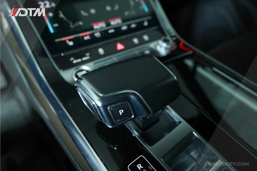 Audi Q7 55TFSIe Quattro Pro Line + | Panoramadak | SQ7 | Trekhaak