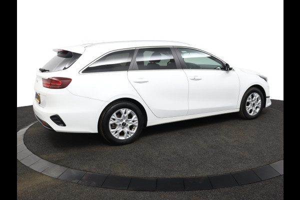 Kia Ceed Sportswagon 1.5 T-GDi DynamicPlusLine - Lichtmetalen Velgen - LED - Cruise Control - Stoel/Stuurverwarming - Dodehoek Detectie - Fabrieksgarantie Tot 2031