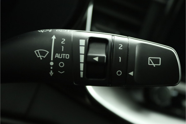 Kia Ceed Sportswagon 1.5 T-GDi DynamicPlusLine - Lichtmetalen Velgen - LED - Cruise Control - Stoel/Stuurverwarming - Dodehoek Detectie - Fabrieksgarantie Tot 2031