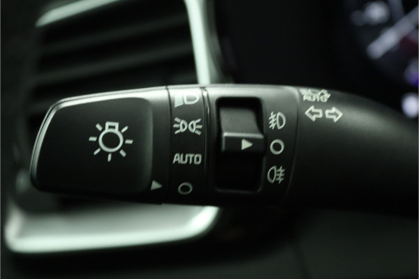 Kia Ceed Sportswagon 1.5 T-GDi DynamicPlusLine - Lichtmetalen Velgen - LED - Cruise Control - Stoel/Stuurverwarming - Dodehoek Detectie - Fabrieksgarantie Tot 2031