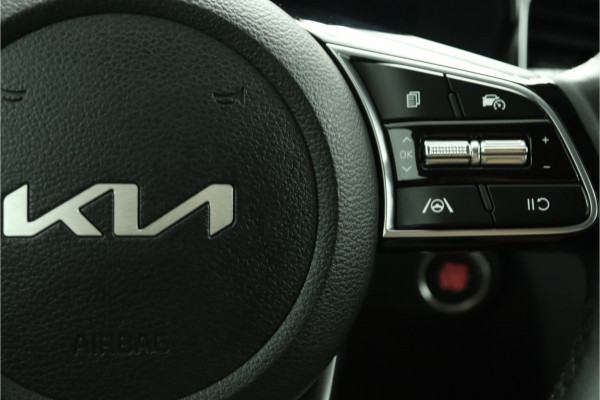 Kia Ceed Sportswagon 1.5 T-GDi DynamicPlusLine - Lichtmetalen Velgen - LED - Cruise Control - Stoel/Stuurverwarming - Dodehoek Detectie - Fabrieksgarantie Tot 2031