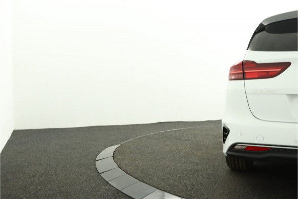 Kia Ceed Sportswagon 1.5 T-GDi DynamicPlusLine - Lichtmetalen Velgen - LED - Cruise Control - Stoel/Stuurverwarming - Dodehoek Detectie - Fabrieksgarantie Tot 2031