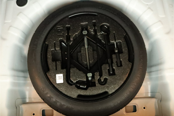 Kia Ceed Sportswagon 1.5 T-GDi DynamicPlusLine - Lichtmetalen Velgen - LED - Cruise Control - Stoel/Stuurverwarming - Dodehoek Detectie - Fabrieksgarantie Tot 2031