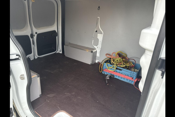 Nissan Primastar 2.0 dCi L1H1 N-Connecta + betimmering + trekhaak