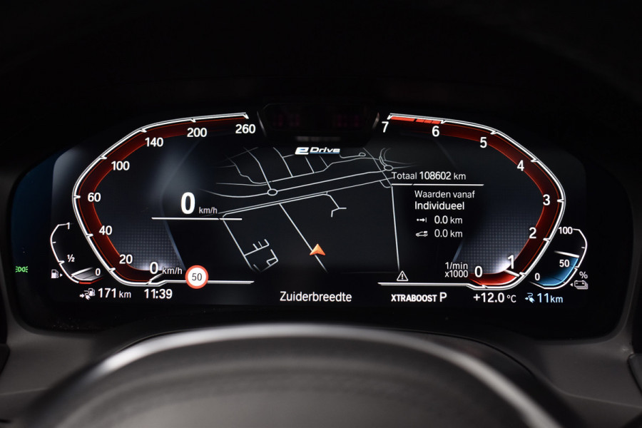 BMW 3 Serie 330e M Sport Individual | Pano | Laser | ACC | Head-Up | Memory Seats | 19'' Wielen |